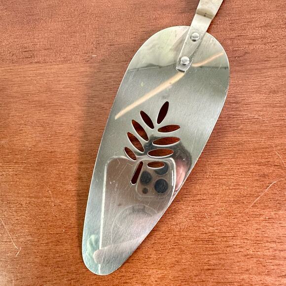 Flint Arrowhead VTG Stainless Steel Pie Cake Server Royal Wheat MCM Kitchen - Picture 6 of 7